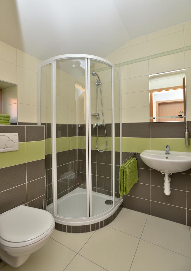 Vinny Sklep U Muhlbergeru Jaroslavice  Habitación foto